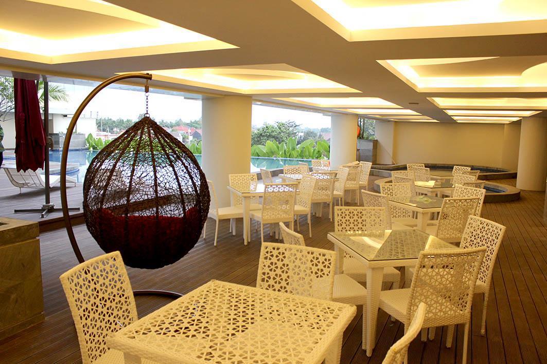 The Alana Yogyakarta Hotel And Convention Center Sleman  Eksteriør billede