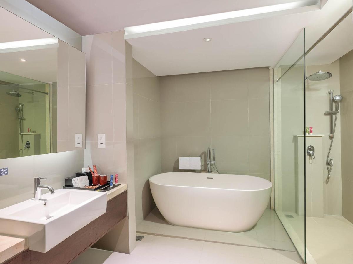 The Alana Yogyakarta Hotel And Convention Center Sleman  Eksteriør billede